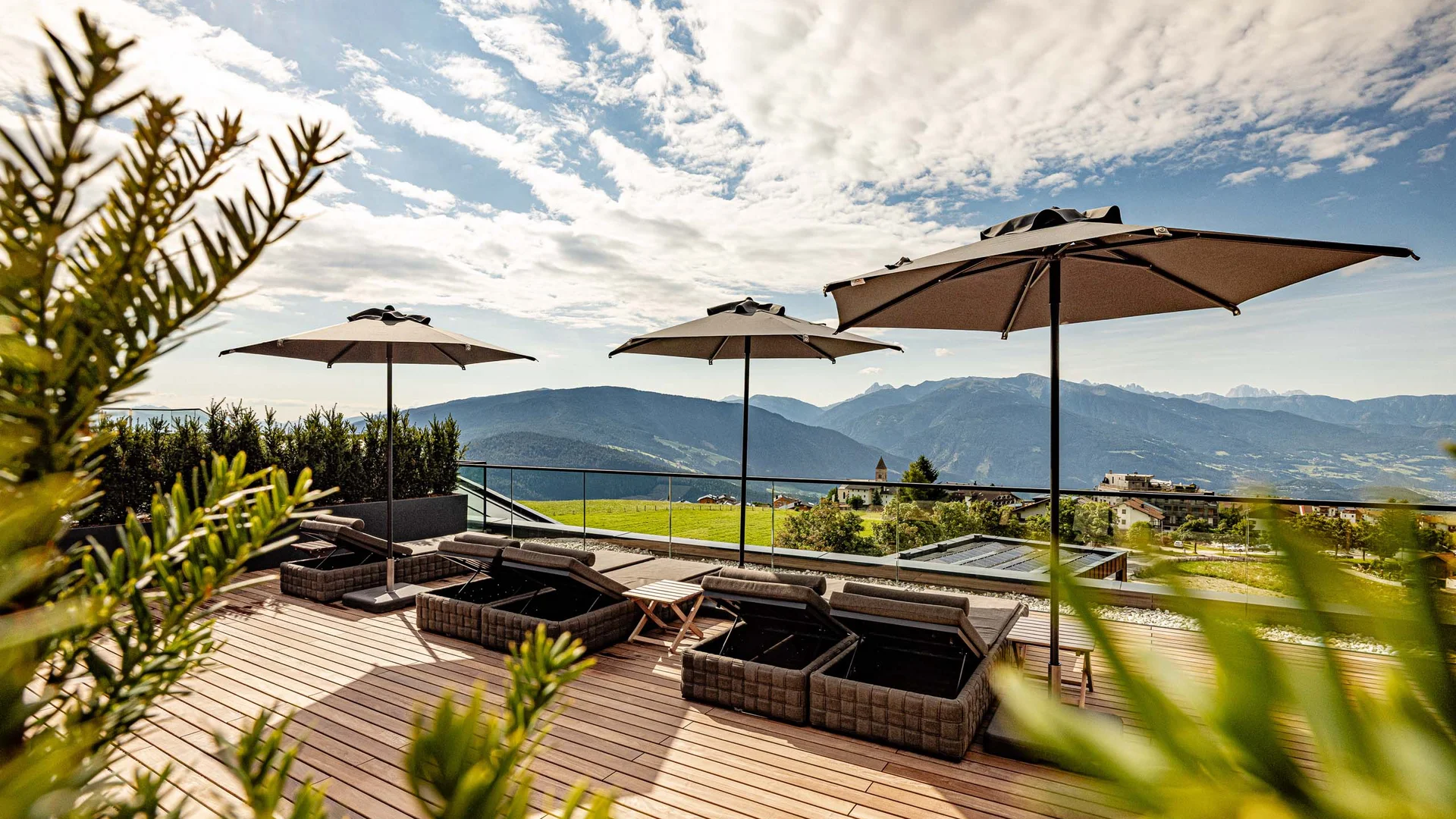 A unique hotel with infinity pool in South Tyrol A unique hotel with infinity pool in South Tyrol