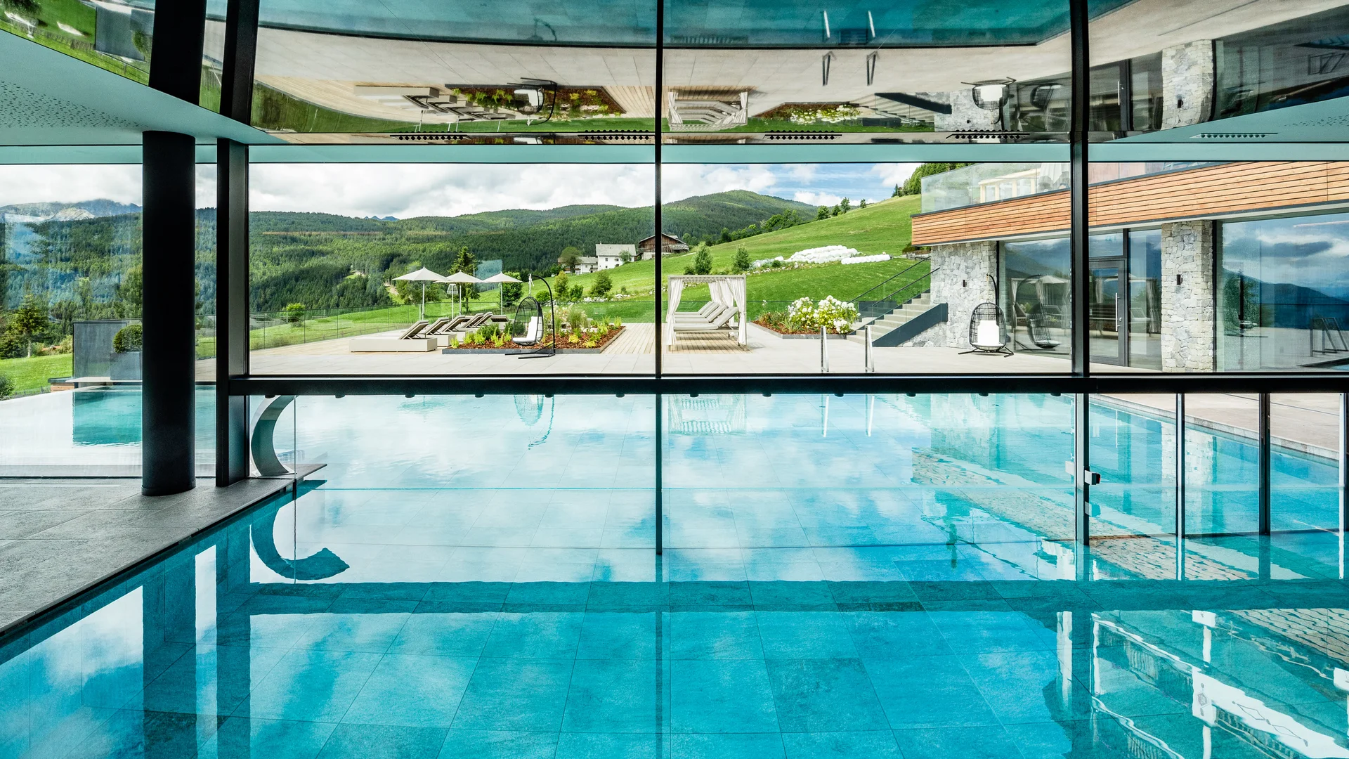 Straordinario hotel con piscina in Val Pusteria