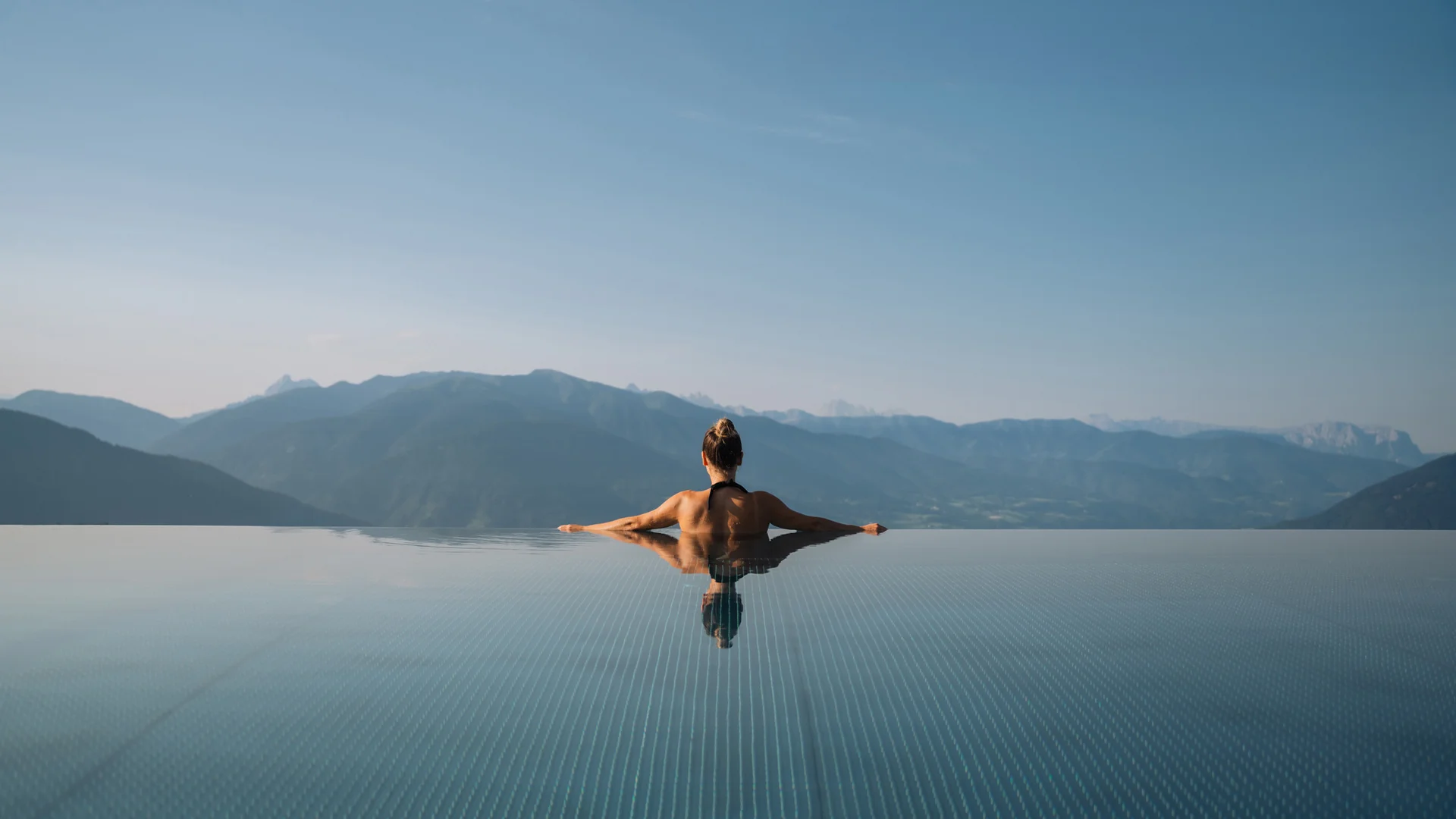 A unique hotel with infinity pool in South Tyrol A unique hotel with infinity pool in South Tyrol