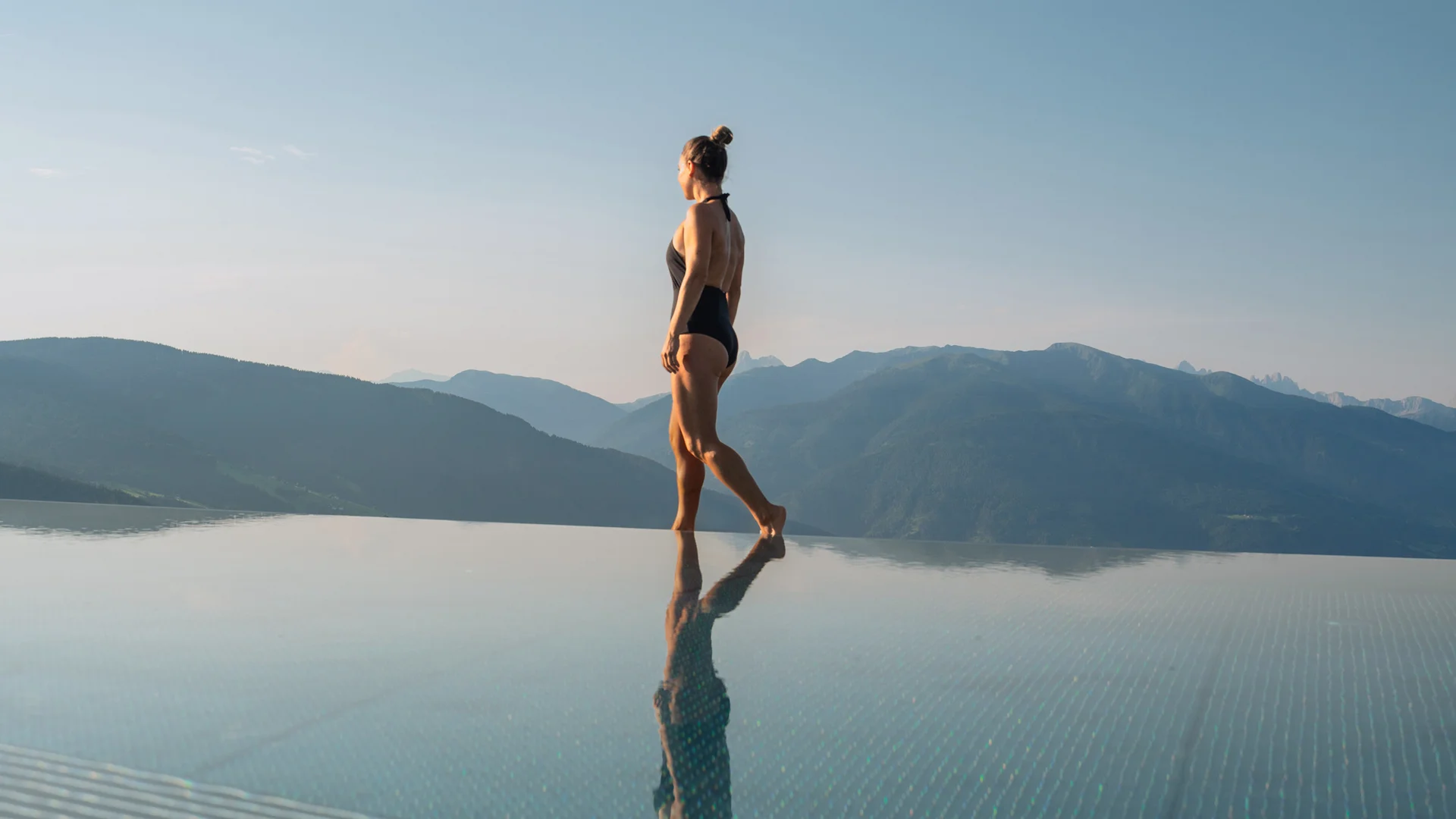 A unique hotel with infinity pool in South Tyrol A unique hotel with infinity pool in South Tyrol