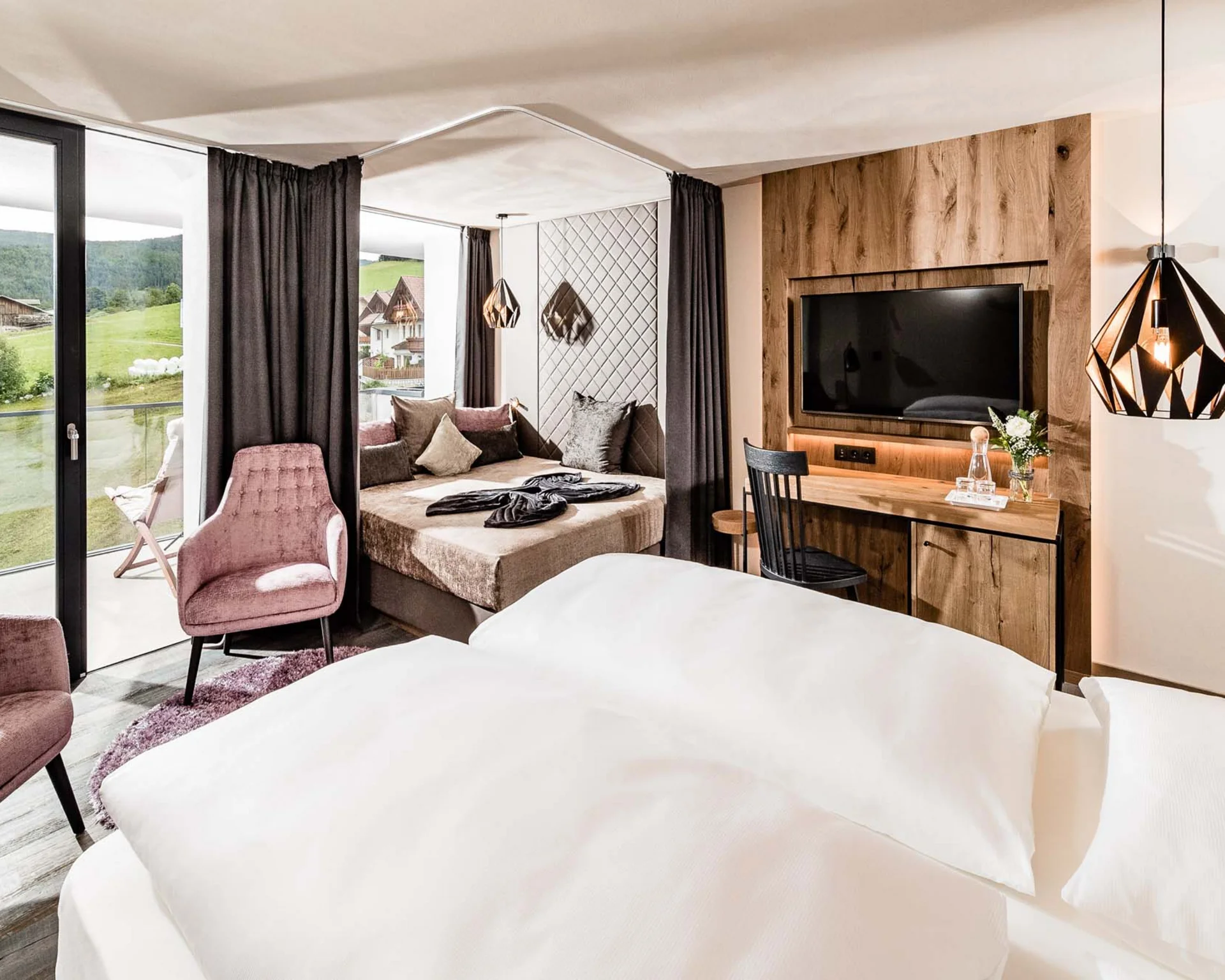 Picture gallery of Hotel Sonnenberg