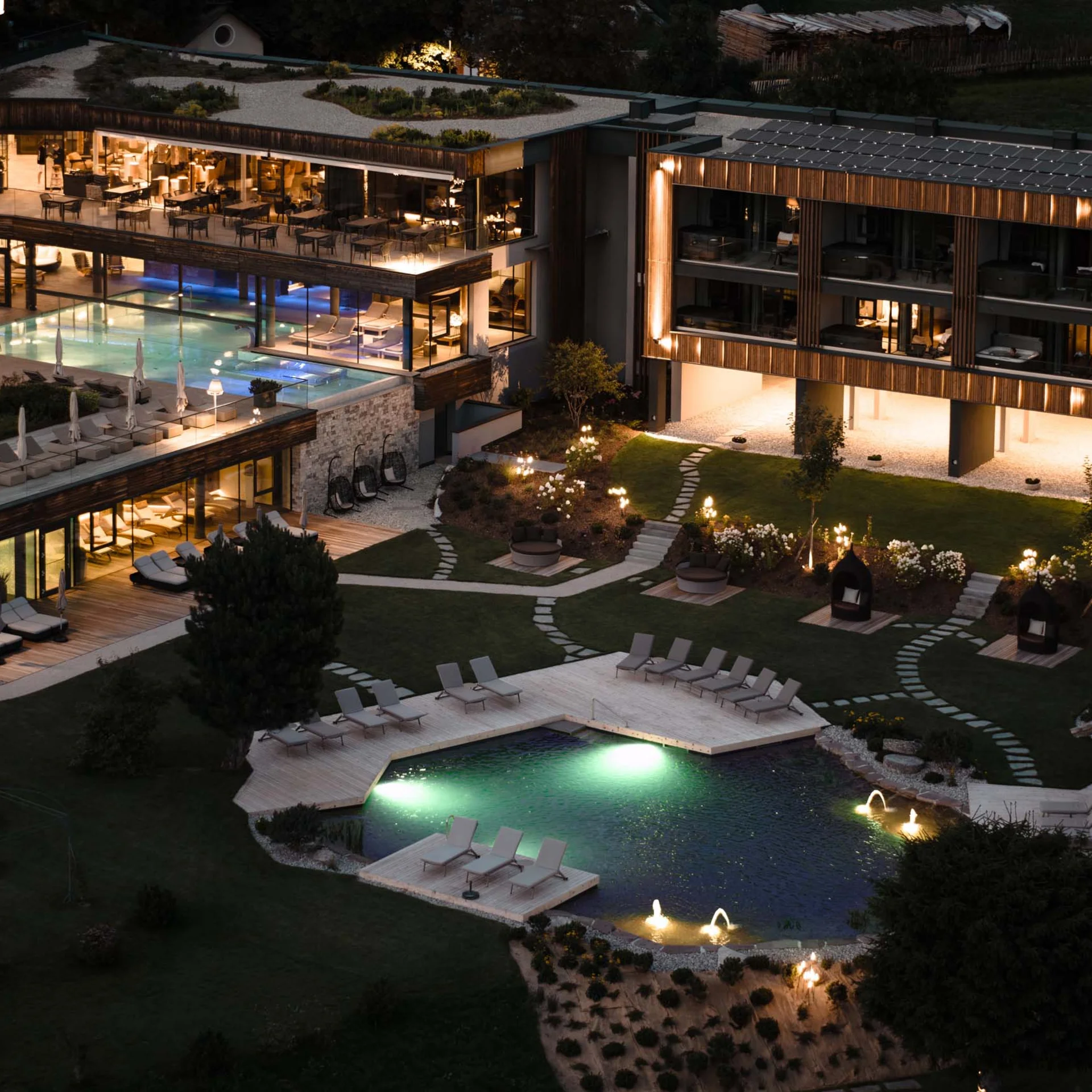 Straordinario hotel con piscina in Val Pusteria