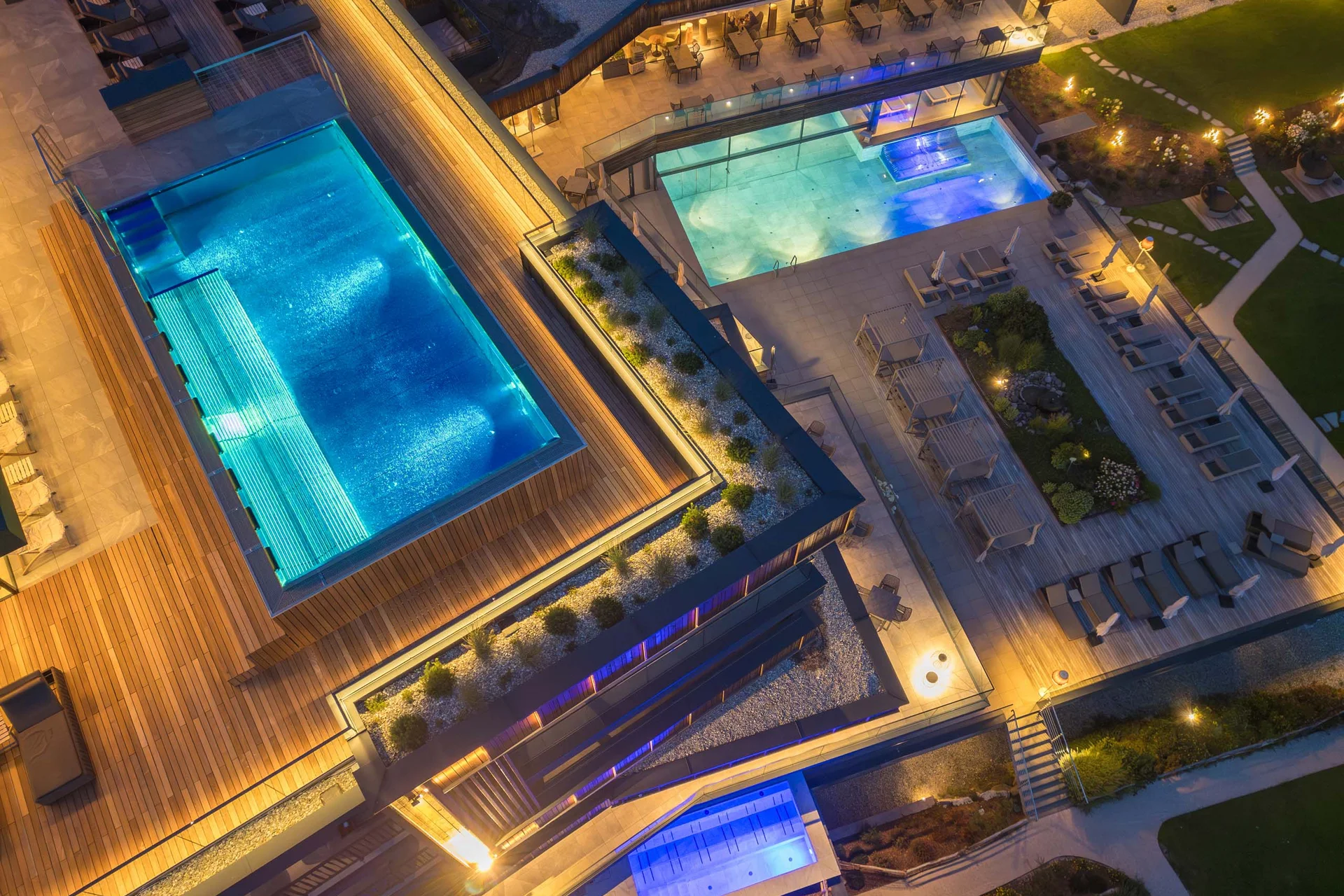 Ein einzigartiges Hotel mit Infinity Pool in Südtirol