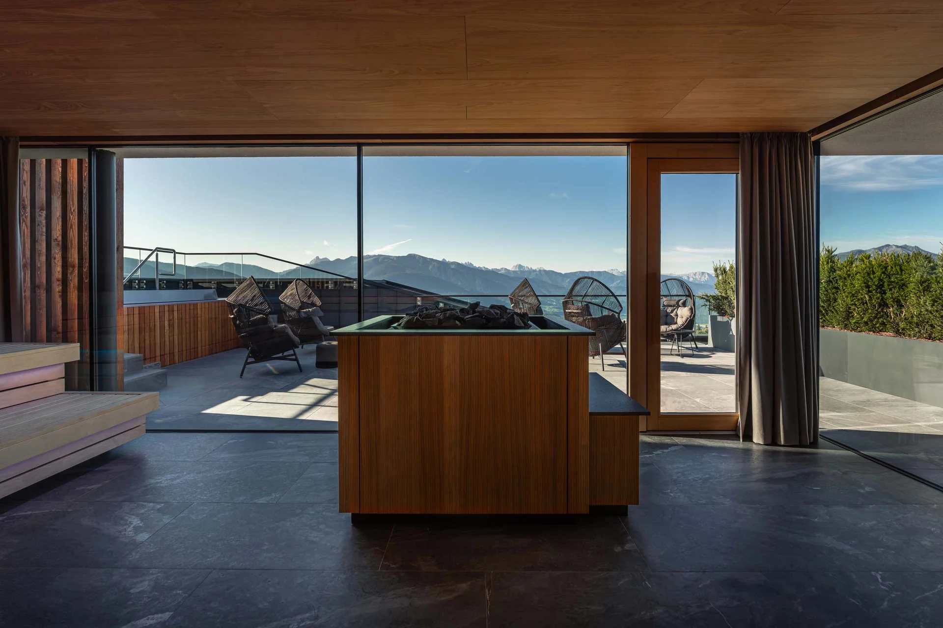 Das Hotel mit Sauna in Südtirol | Die Saunawelt im Sonnenberg Das Hotel mit Sauna in Südtirol | Die Saunawelt im Sonnenberg