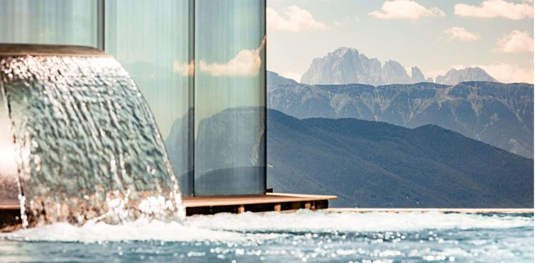 Infinitypool with a view