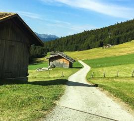 Hiking in the Altfasstal Valley