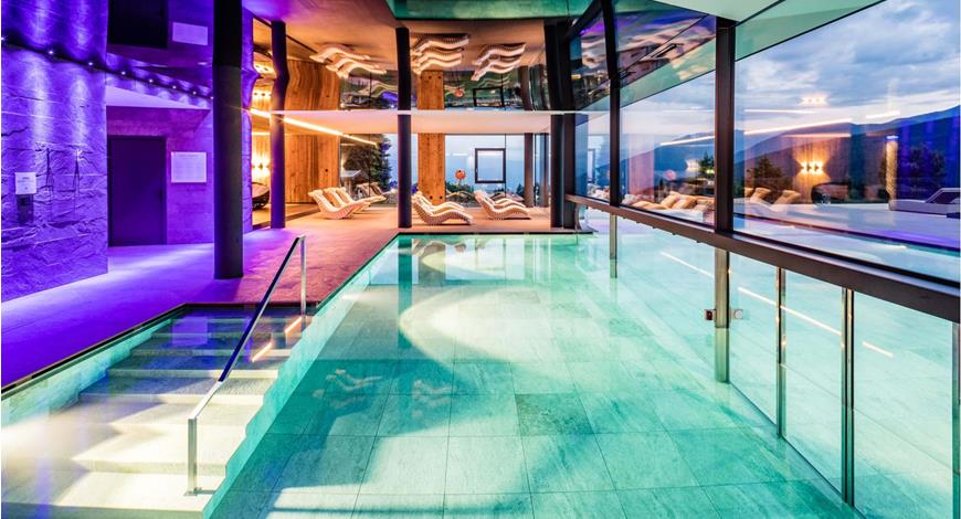 Indoor Panorama Pool
