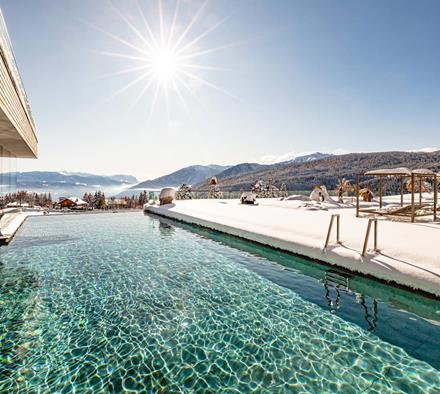 Infinity Pool Winter