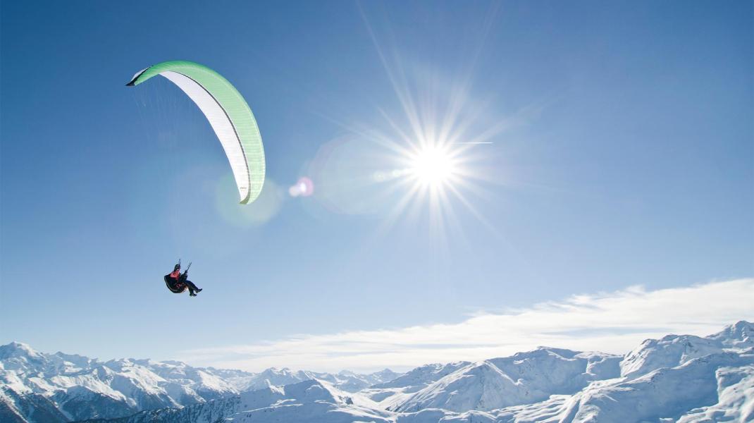 Paragliding